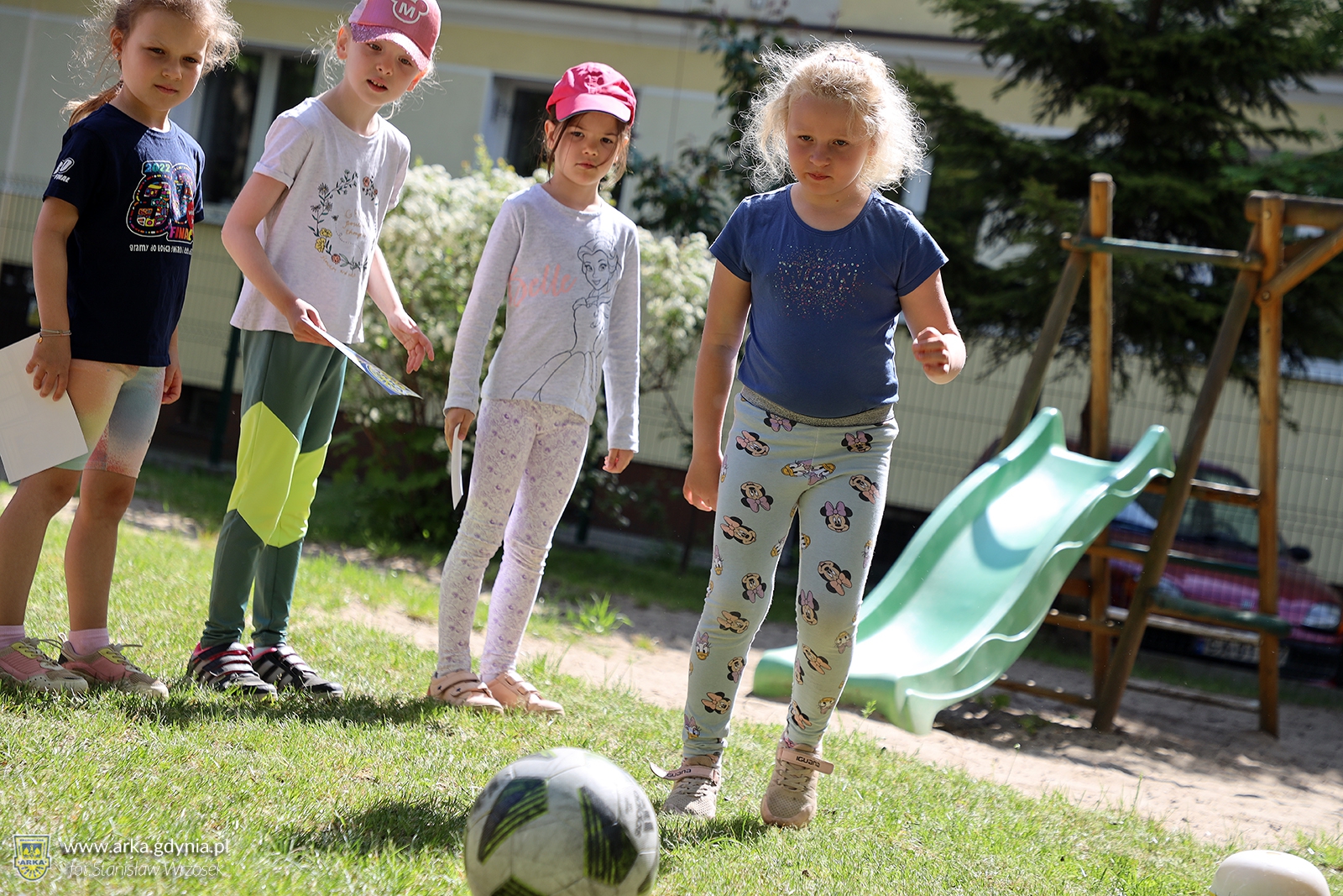 Zdjęcie Wizyta piłkarzy w Przedszkolu nr 25 w Gdyni
