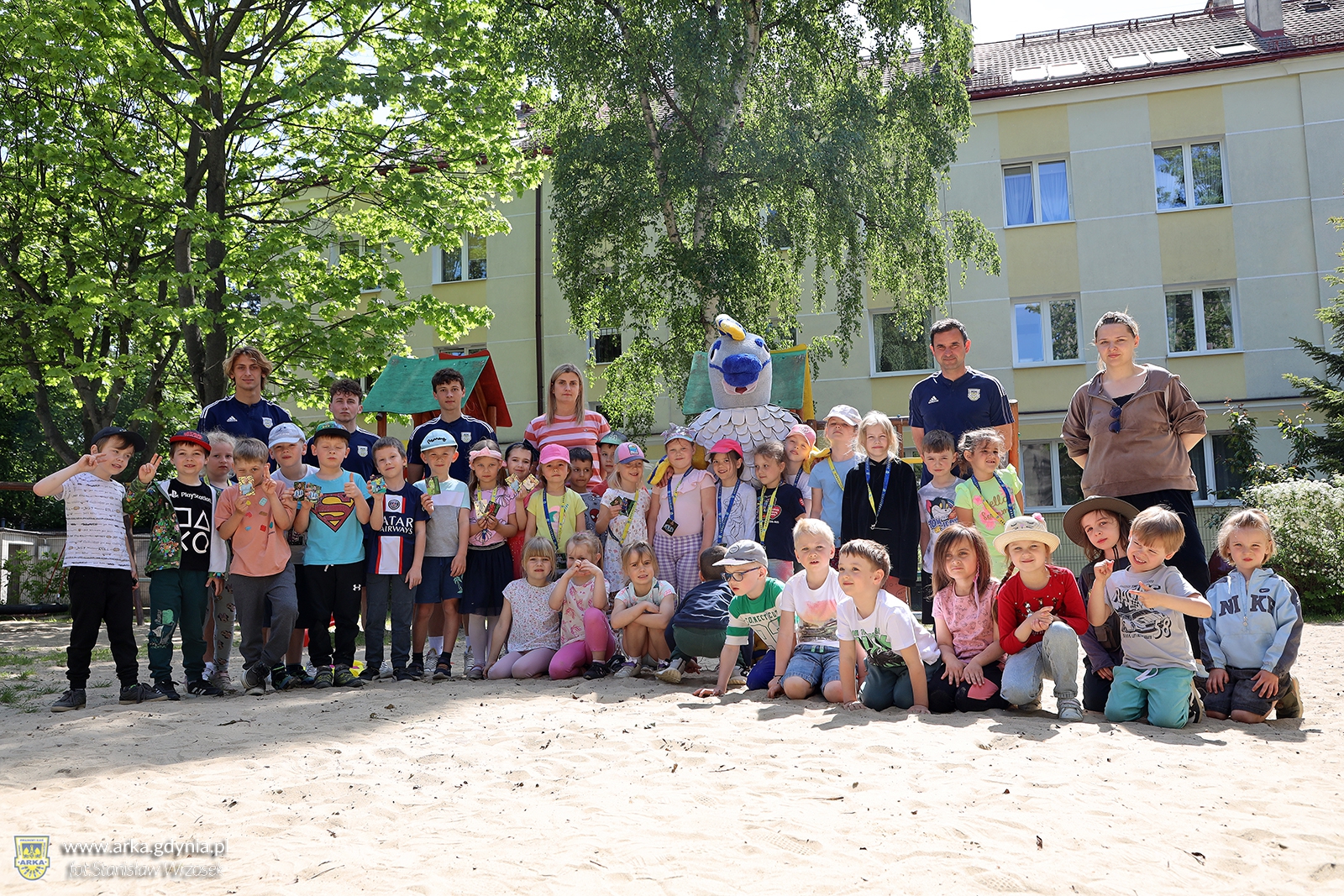 Wizyta piłkarzy w Przedszkolu nr 25 w Gdyni