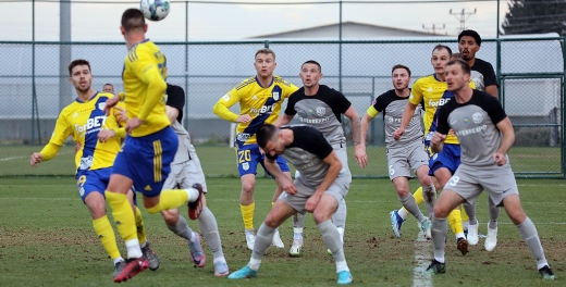 Sparing nr 3: Arka Gdynia - Worskła Połtawa 2:3
