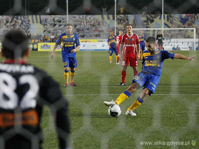 Centrum meczowe: Górnik Zabrze - Arka Gdynia-image