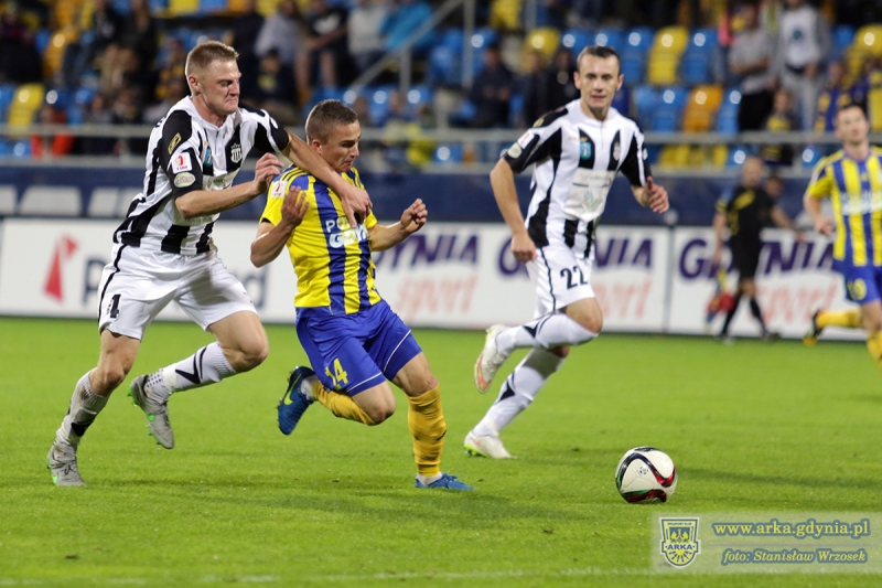 Sandecja Nowy Sącz i Górnik Zabrze w Lotto Ekstraklasie.-image