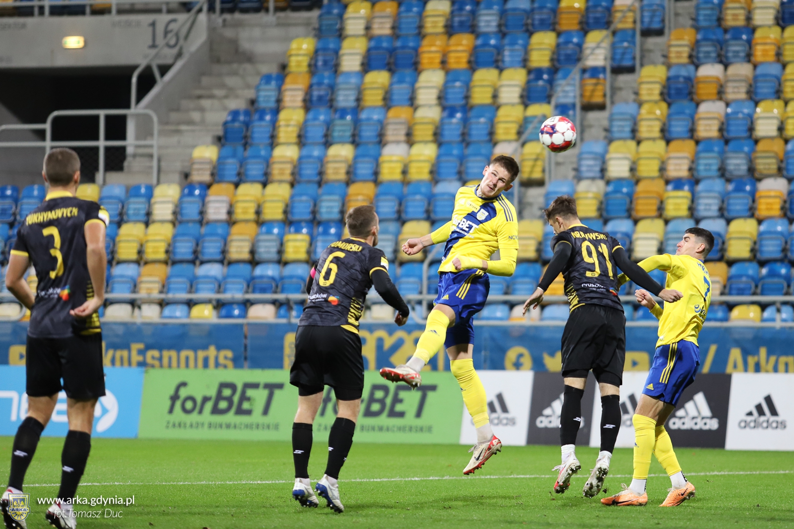 Zdjęcie Arka Gdynia - Znicz Pruszków