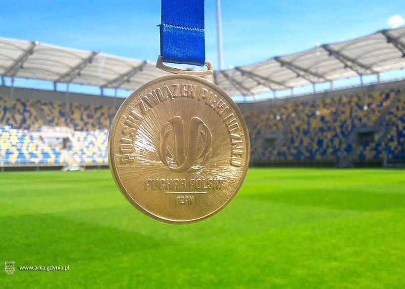 Ostatnie godziny aukcji! Licytuj złoty medal trenera Ojrzyńskiego!-image