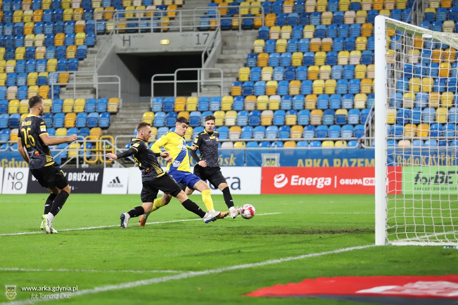 Zdjęcie Arka Gdynia - Znicz Pruszków