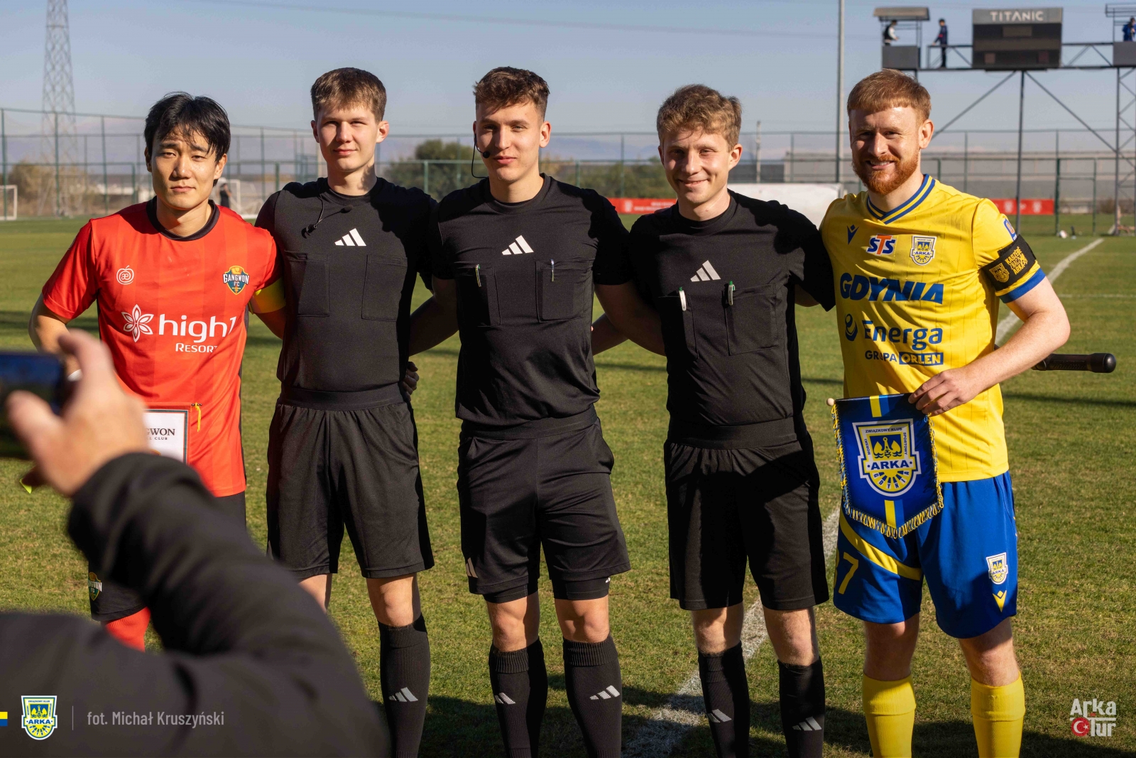 Zdjęcie ArkaOnTur - dzień 9. Arka Gdynia - Gangwon FC