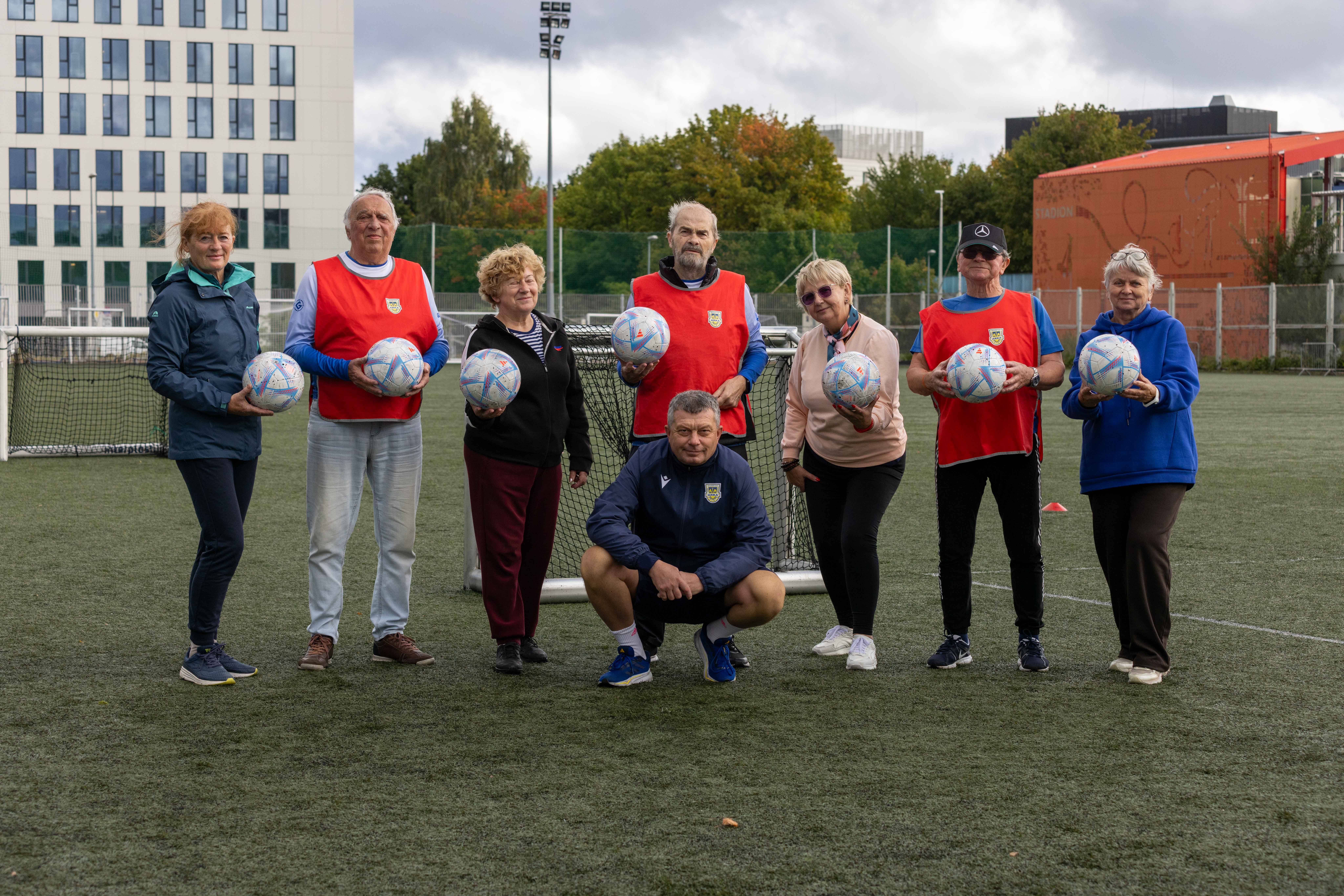 Sekcja walking futbolu promuje i trenuje