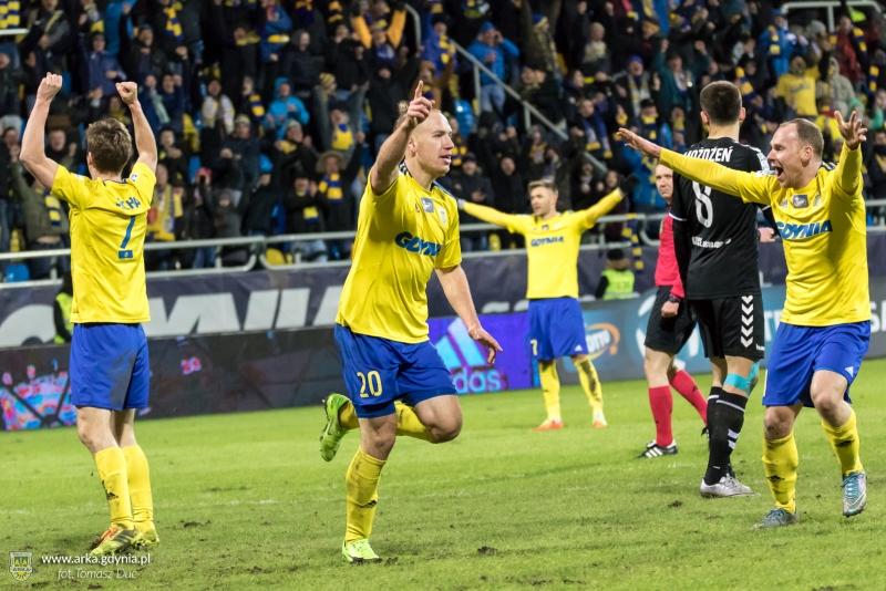 Centrum meczowe: Arka Gdynia - Korona Kielce-image