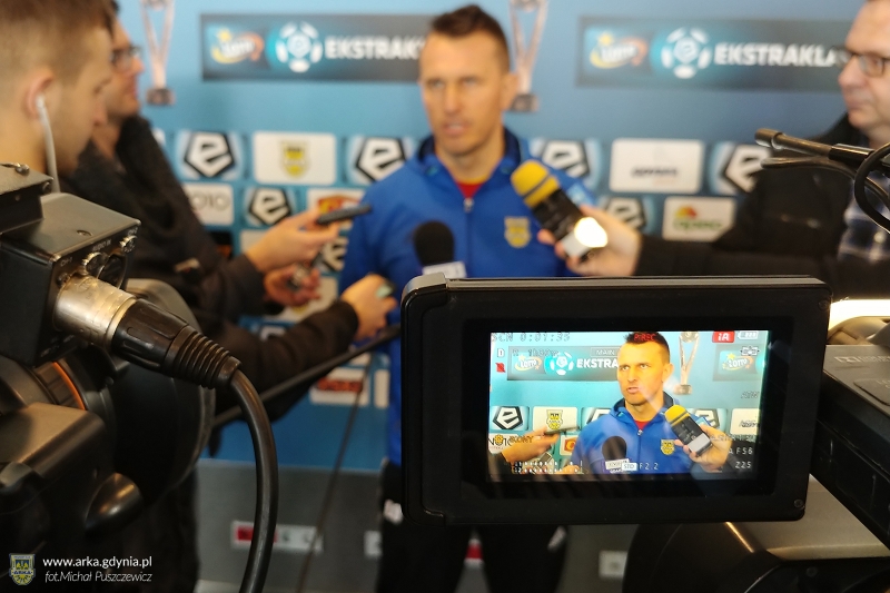 Trener Leszek Ojrzyński przed derbami.-image