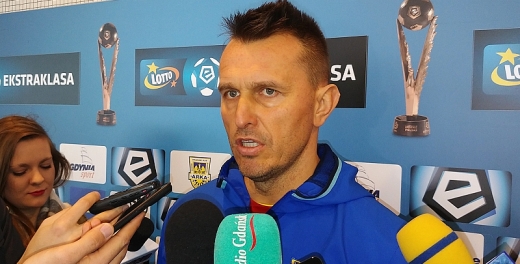Trener Leszek Ojrzyński przed derbami.