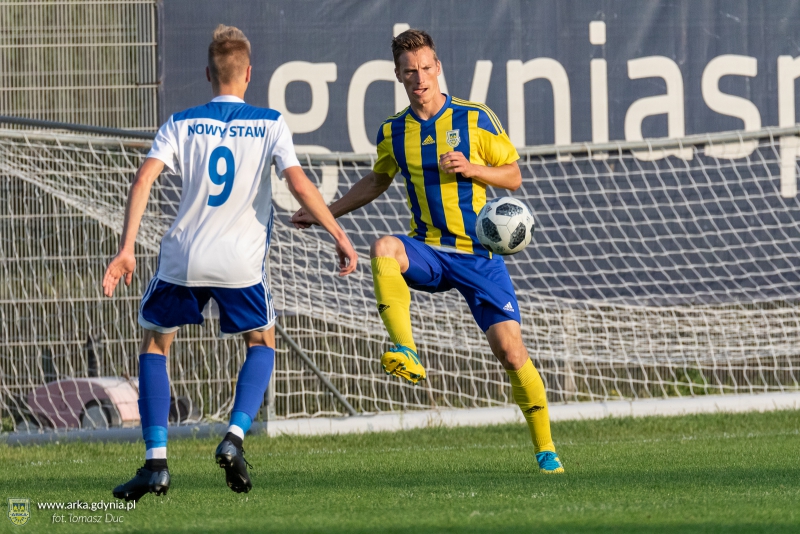 Zdjęcie Arka II Gdynia - Grom Nowy Staw