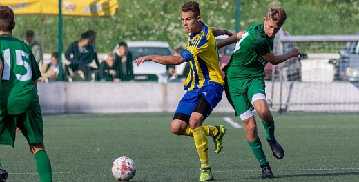 Grali juniorzy. Zwycięstwo juniorów młodszych