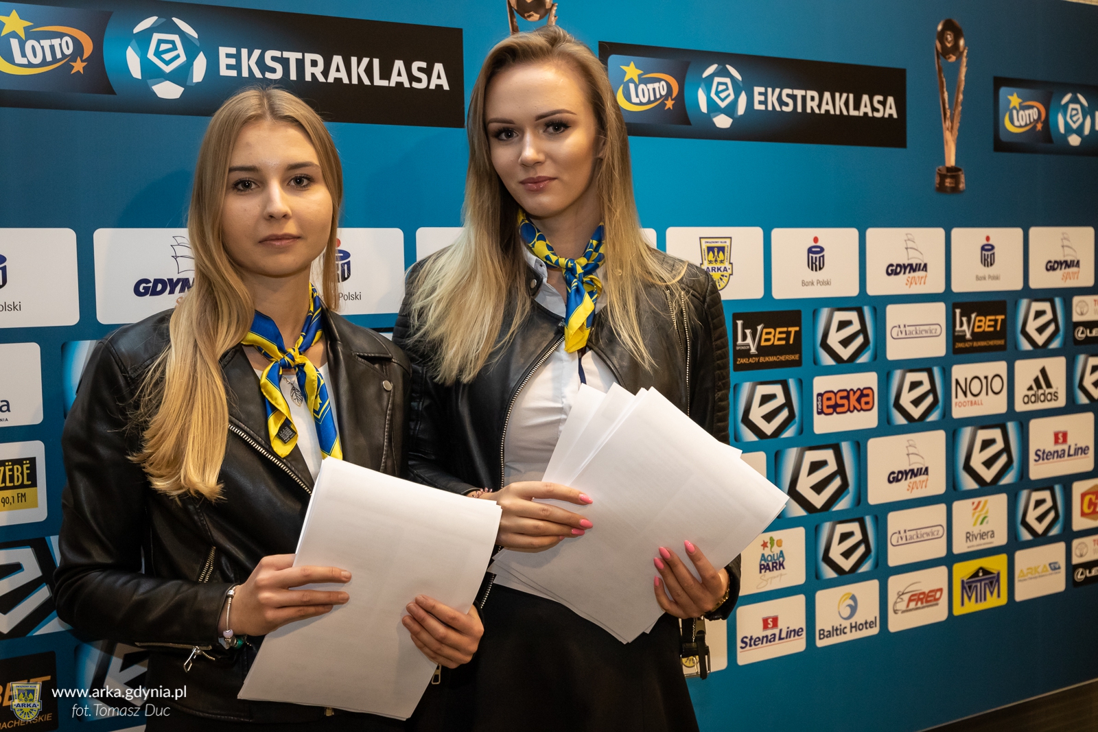 Wokół meczu Arka Gdynia - Pogoń Szczecin-image