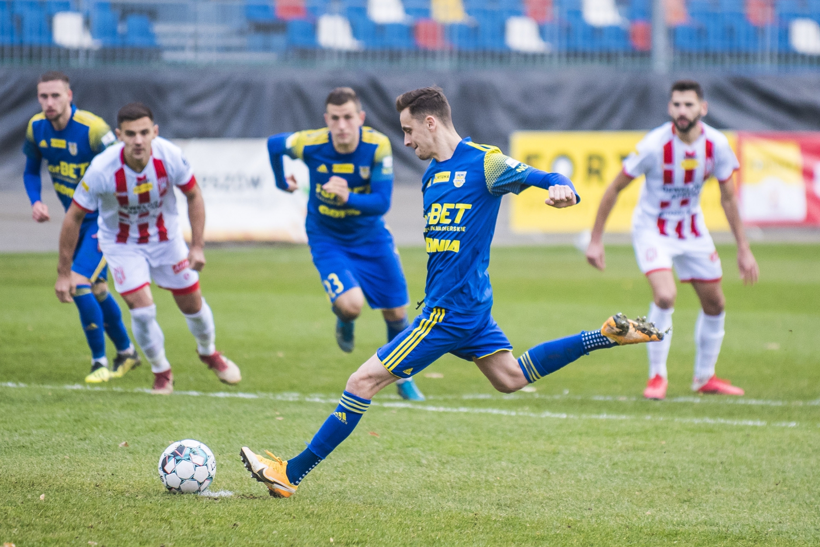 Statystyka meczu Resovia- Arka Gdynia-image