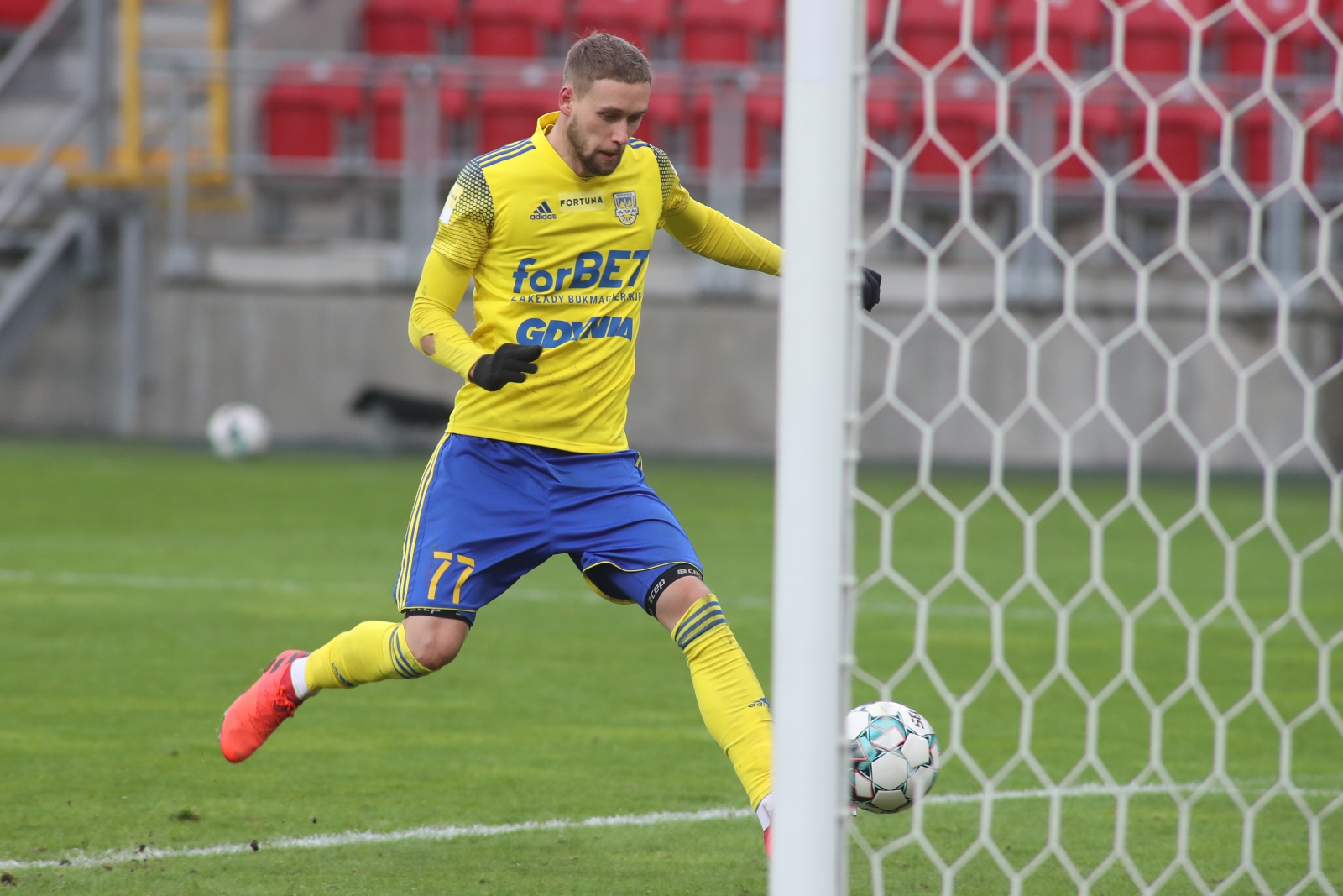 Centrum meczowe: Arka Gdynia - Widzew Łódź-image