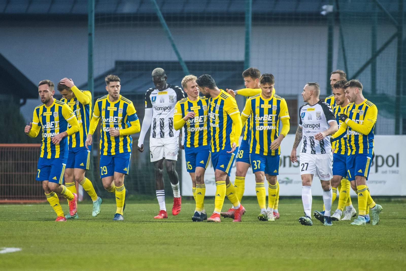 Zdjęcie Sandecja Nowy Sącz - Arka Gdynia