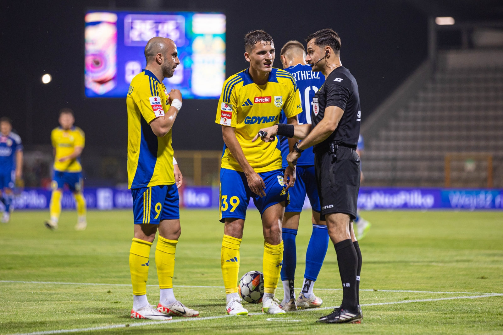 Zdjęcie Miedź Legnica - Arka Gdynia