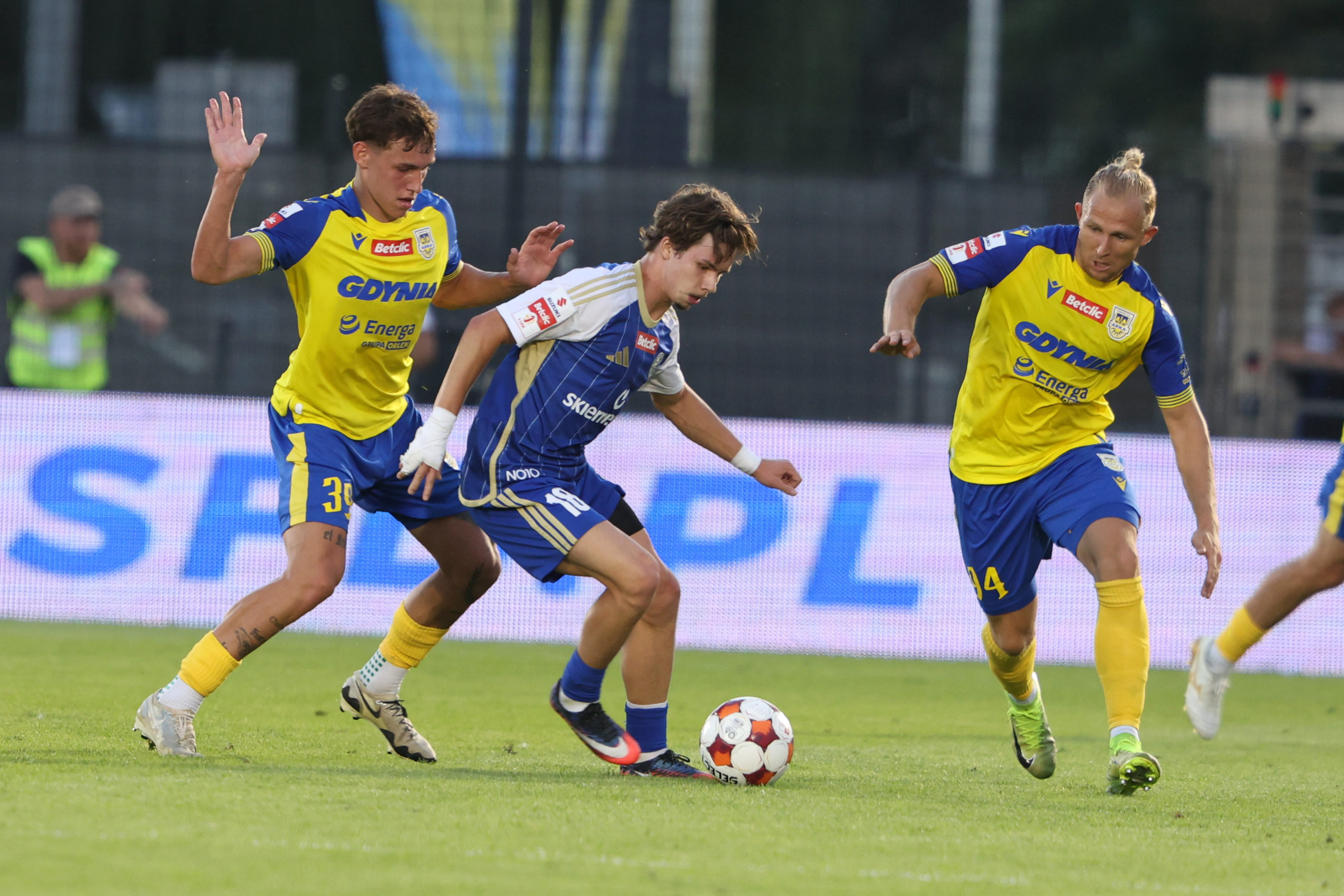 [SKRÓT] Betclic 1 Liga: Unia Skierniewice - Arka Gdynia