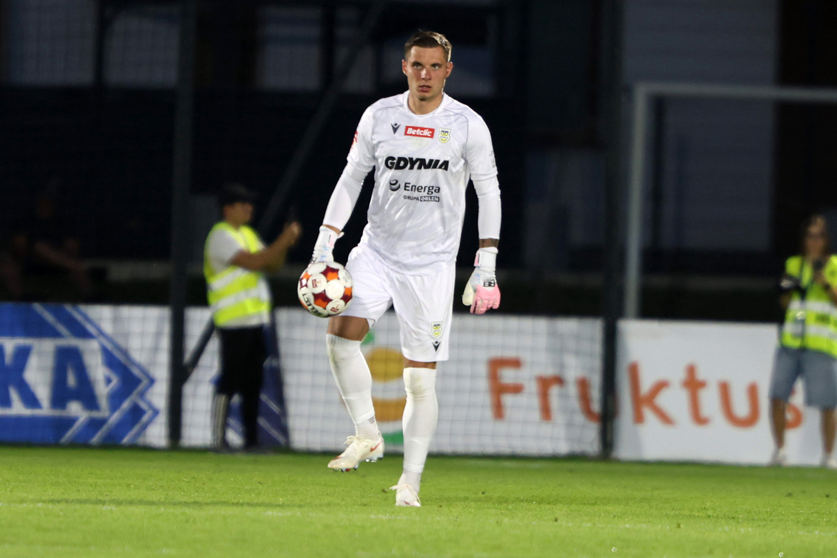 Zdjęcie Betclic 1 Liga: Unia Skierniewice - Arka Gdynia 2:0