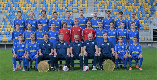 Arka 2003 wygrała pierwszy mecz barażowy