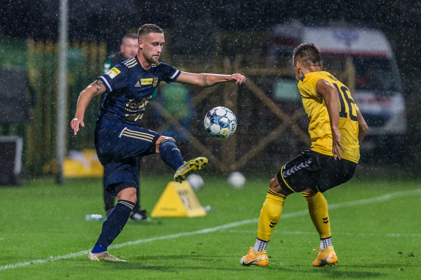 Centrum meczowe: GKS Katowice - Arka Gdynia-image