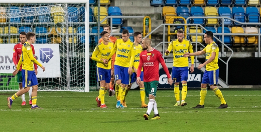 Statystyka meczu Arka Gdynia - Zagłębie Sosnowiec