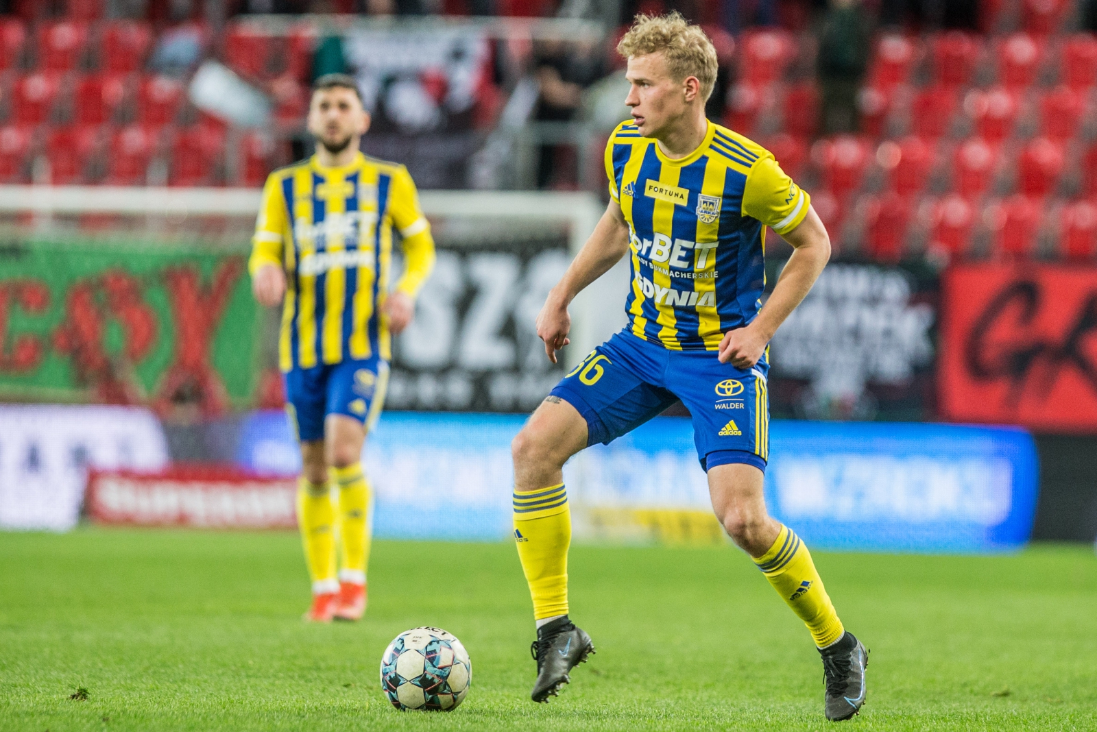 GKS Tychy - Arka Gdynia 0:2-image