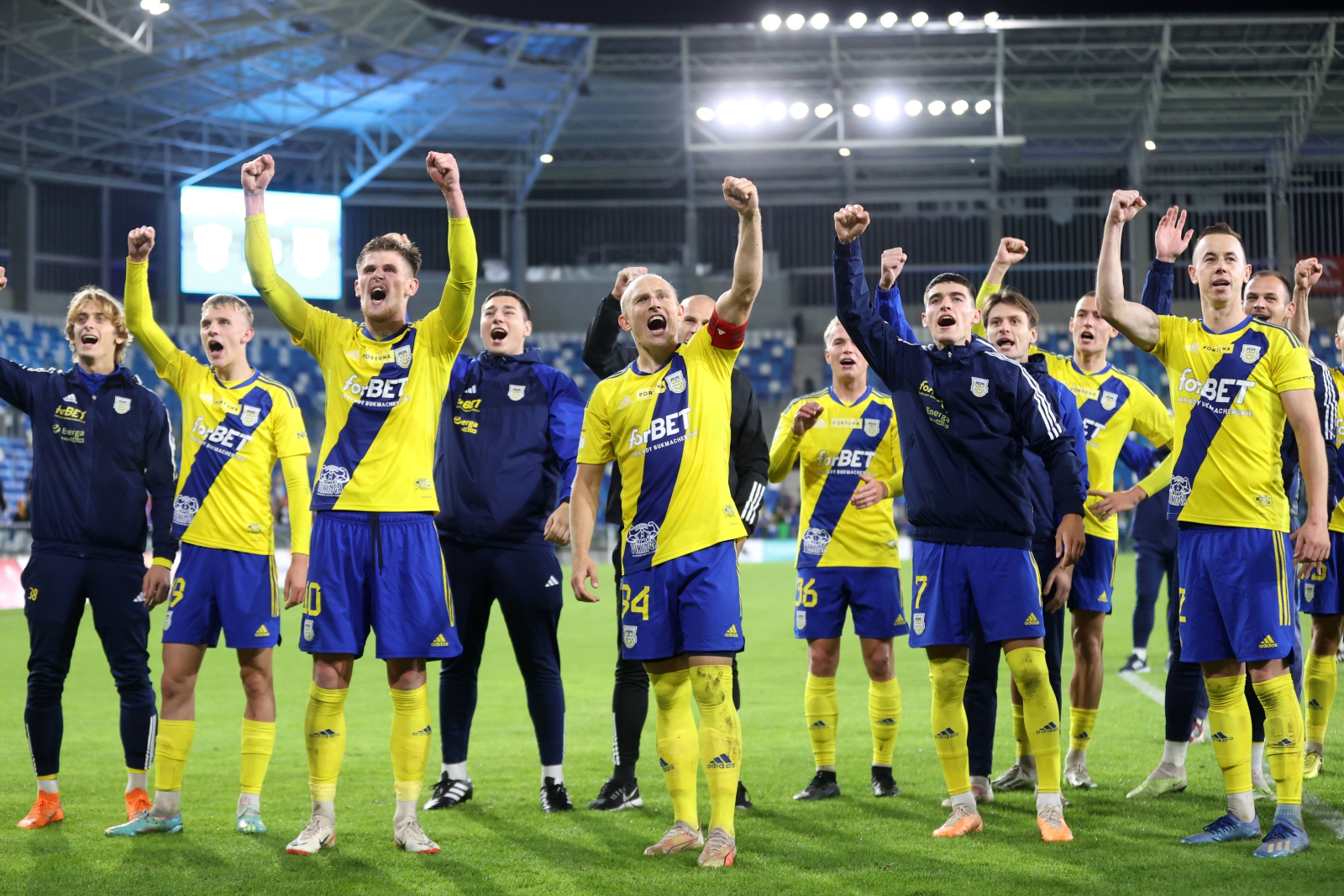 Centrum pomeczowe: Wisła Płock - Arka Gdynia 0:3-image