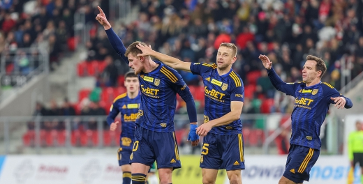 Centrum pomeczowe: Zagłębie Sosnowiec - Arka Gdynia 1:3