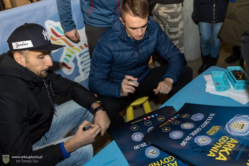Kulisy meczu Arka-Lechia.-image