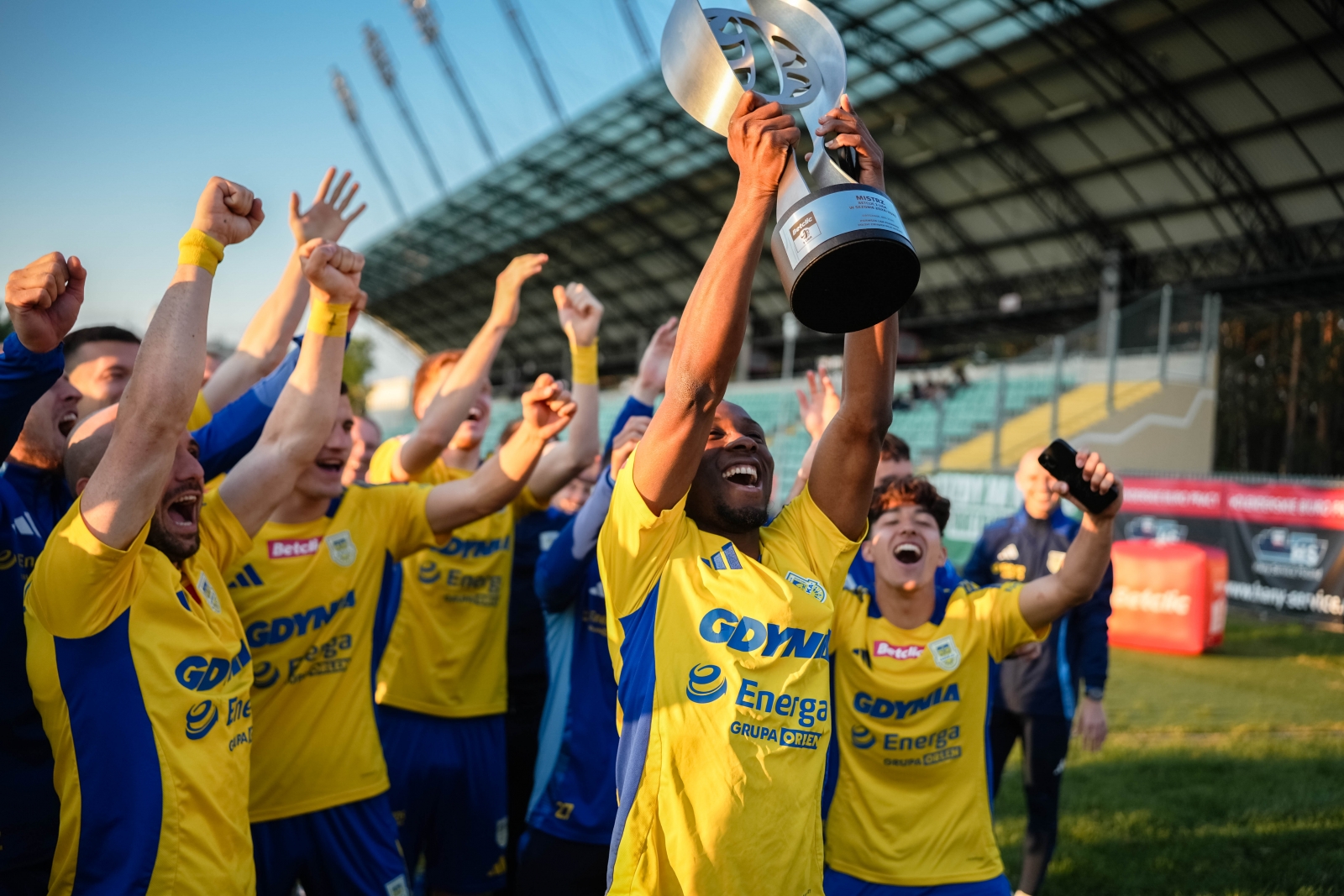 Stal Stalowa Wola - Arka Gdynia