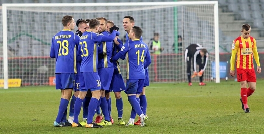 Korona - Arka 0:3! Gospodarze znokautowani!