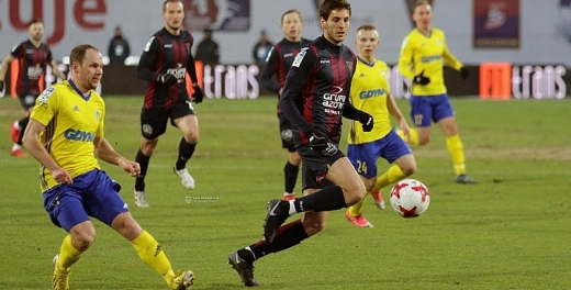 Pogoń - Arka 1:0. Szczecin nadal niezdobyty. Czas na urlopy.