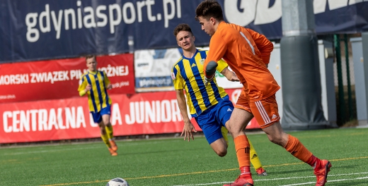 Startuje CLJ  U18. Do Gdyni przyjeżdża Pogoń Szczecin