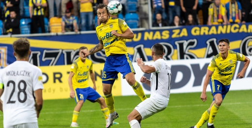 Statystyka meczu Arka Gdynia - Puszcza Niepołomice
