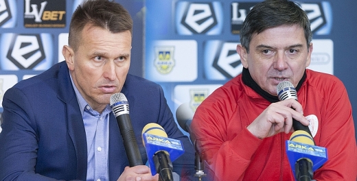Trenerzy po meczu Arka - Piast.