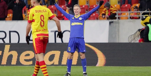 Statystyka meczu Jagiellonia - Arka.