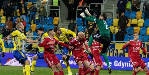 Wokół meczu Arka Gdynia - Piast Gliwice