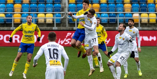 Statystyka meczu  Arka Gdynia - Korona Kielce