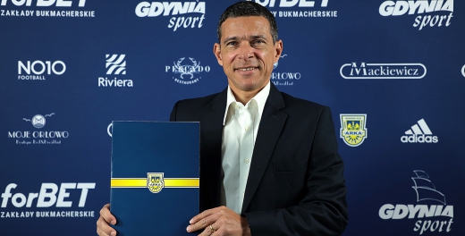 Hermes Neves Soares trenerem Arki
