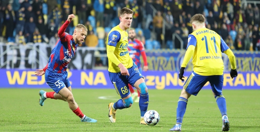Arka Gdynia - Raków Czestochowa 0:2. Awans Rakowa
