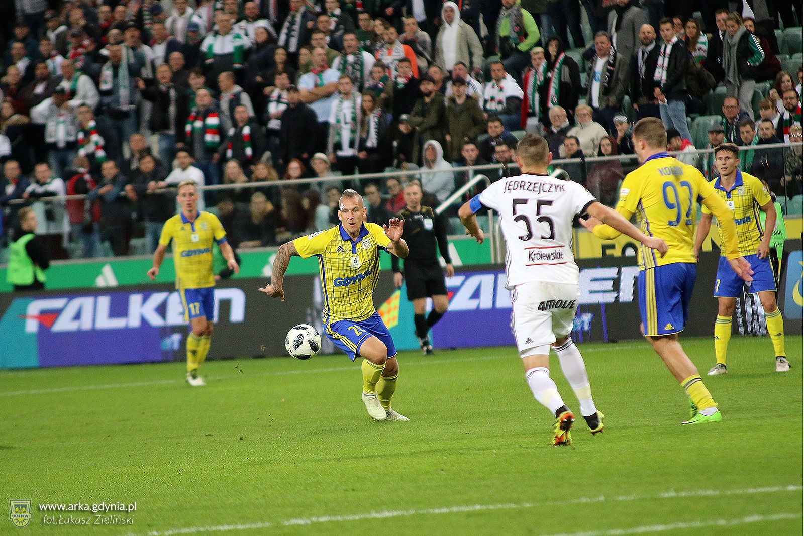 Legia Warszawa. Historia spotkań-image