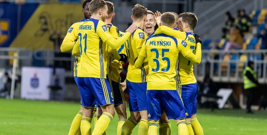 Arka Gdynia - Raków Częstochowa 3:2!