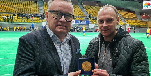 Do 21.00 licytuj medal z Superpucharu dla Andrzeja!