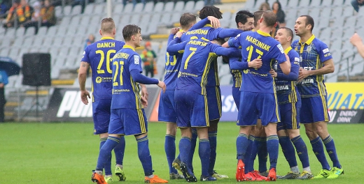 Zawodnicy po meczu z Koroną Kielce