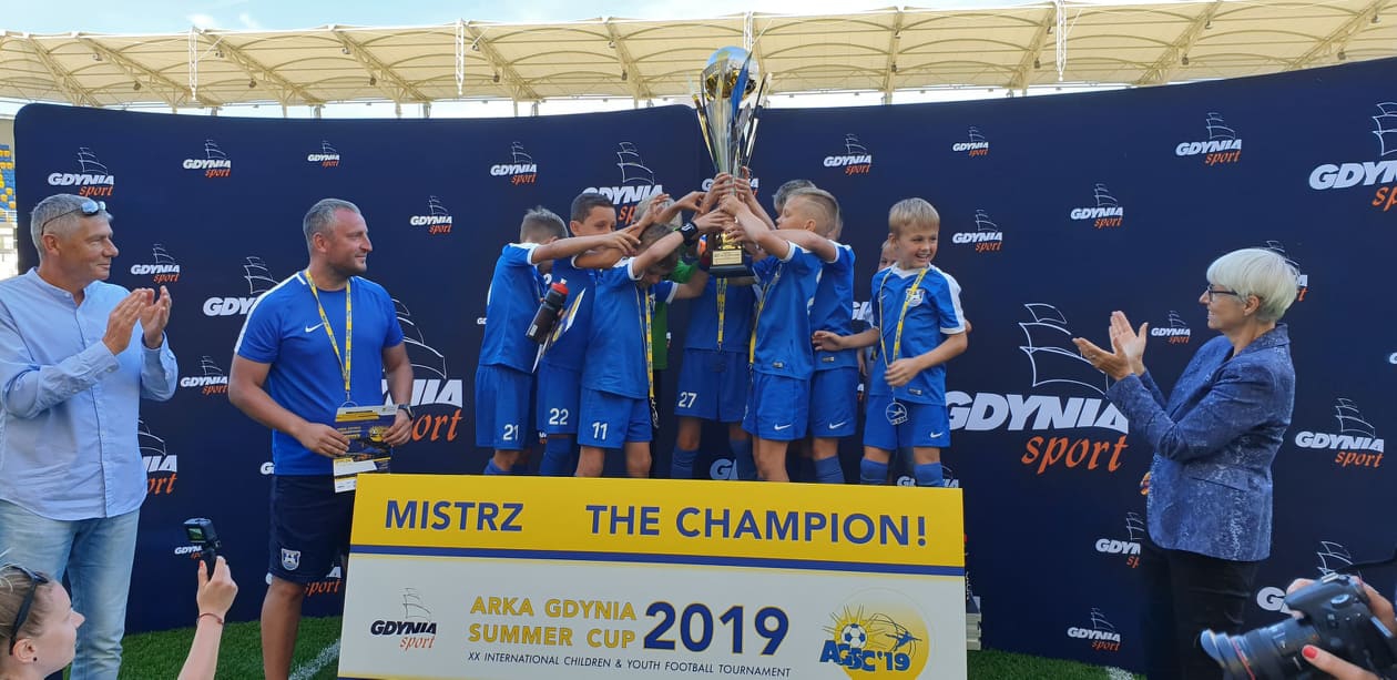 Żółto-niebiescy na podium Arka Gdynia Summer Cup 2019-image