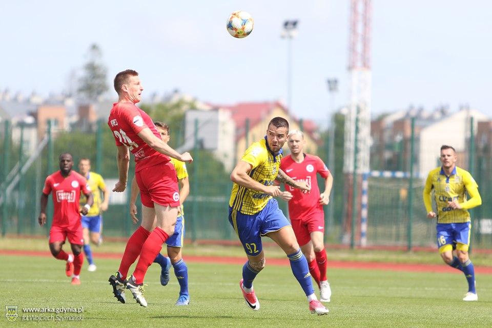 Dodatni bilans sparingów. Paur bez kontraktu-image