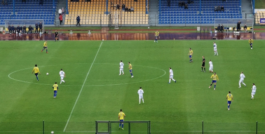 Sparing: Arka - Olimpia Elbląg 2:1. Wygrała Arka i deszcz...