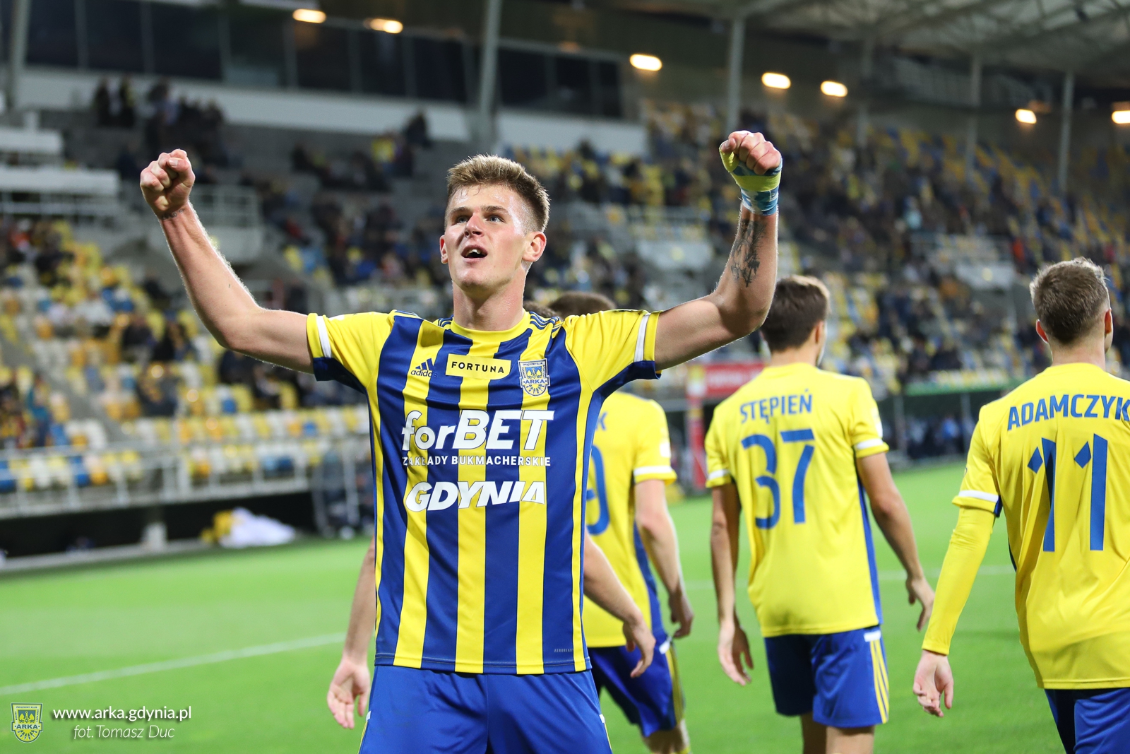 Fortuna 1 liga: Arka Gdynia - Puszcza Niepołomice 2:0-image