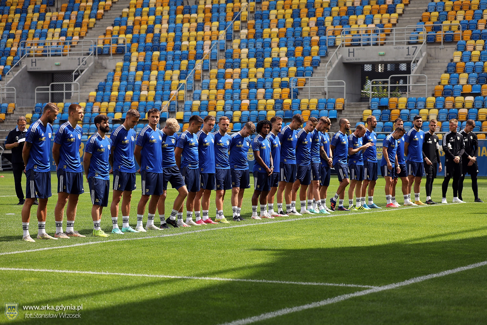 Prezentacja zespołu i nowy sklep-image