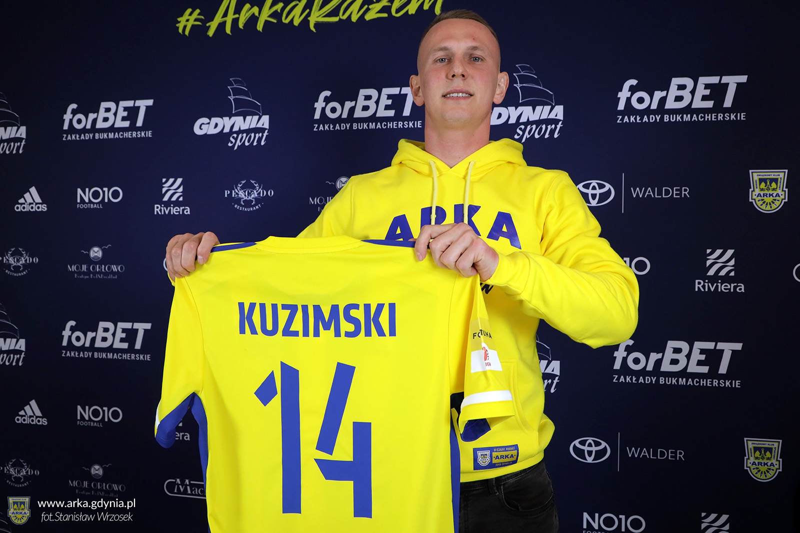 Mateusz Kuzimski piłkarzem Arki Gdynia-image